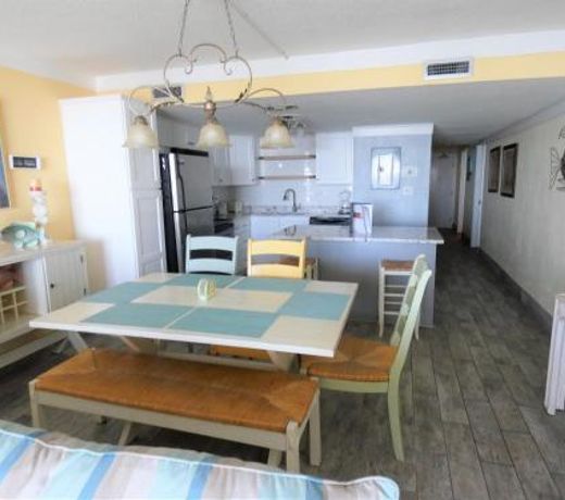 1402 Waters Edge Resort condo