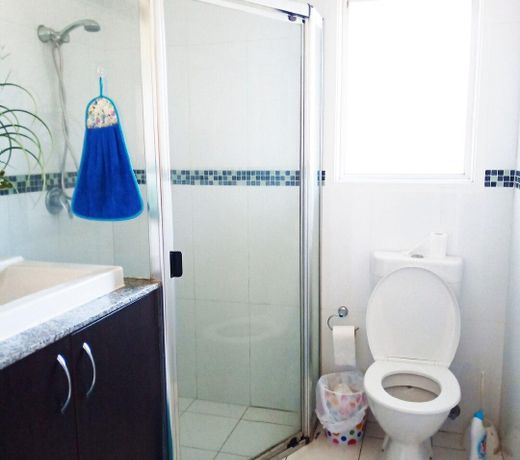 Sunnybank Center, walking distance to mall B02