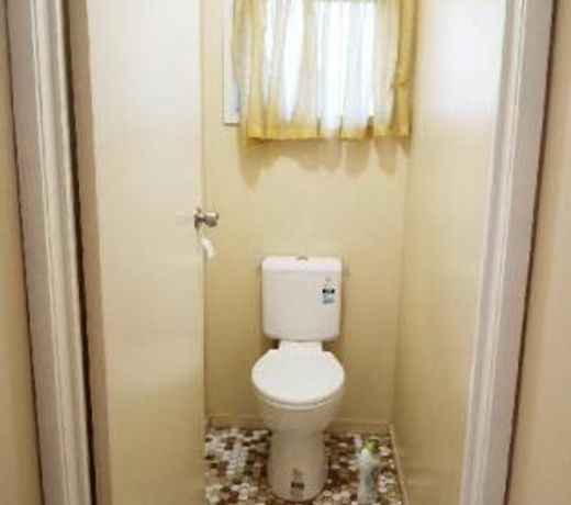 Big house comfort room with shower room C02