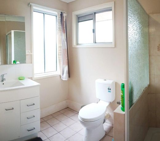 Master room in good location Cp05