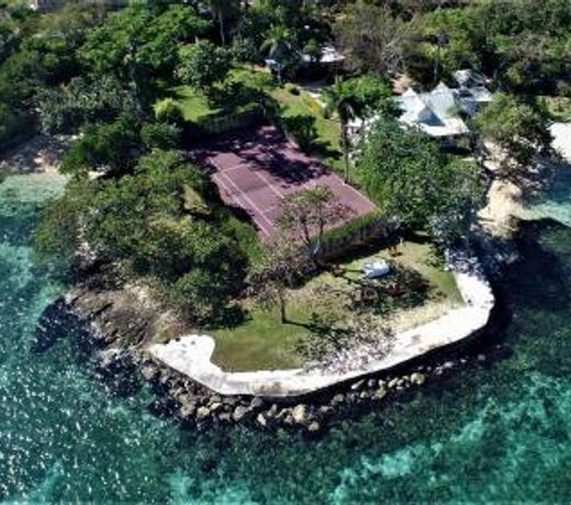 Llantrissant Beachcliff Villa