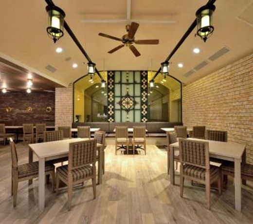 GUEST HOUSE BOSTONS