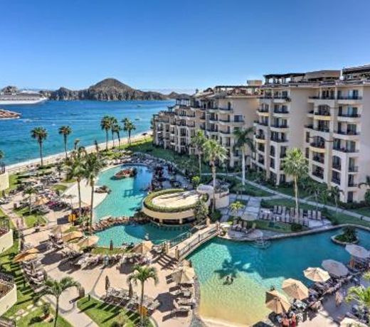 Cabo San Lucas Villa with Resort Amenities!