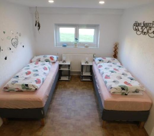 Ferienwohnung CasaElla60 an der Alm