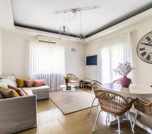 Molho 2BR for 6 guests