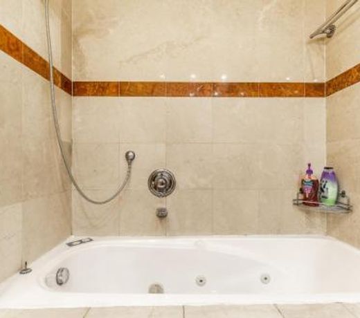 â¦Luxury 2 Bdr David's Village apartment â¦ Mamilla