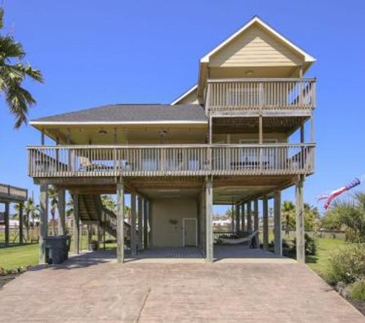 Beach Retreat by Ryson Vacation Rentals