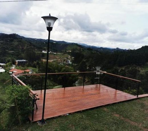 Finca La Esencia, El Penol