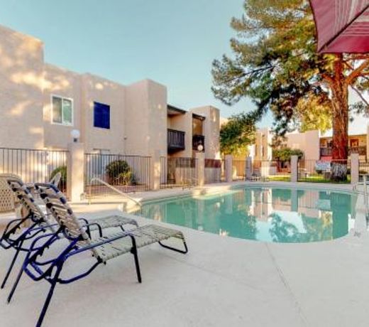 Hamptons Villa