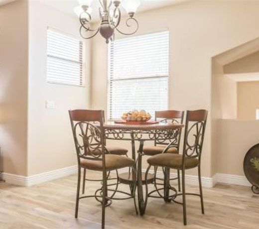 705 W Queen Creek Rd #2182, Chandler