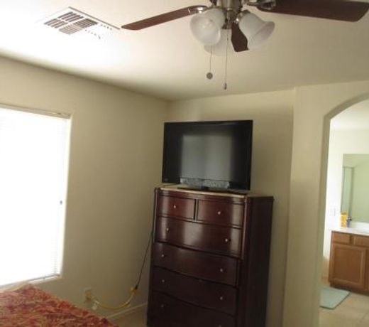 Art Gallery Vacation House