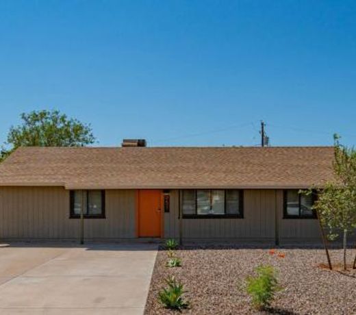4BR Home in Tempe near ASU by WanderJaunt