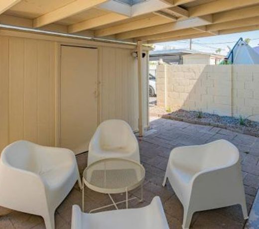 Stylish 3BR Townhome in Tempe by WanderJaunt