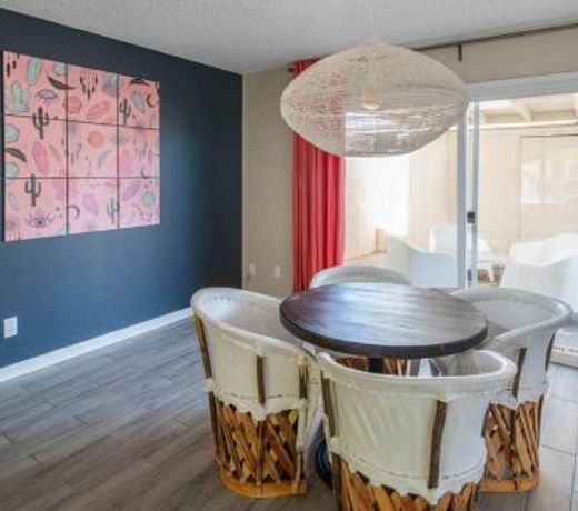 Stylish 3BR Townhome in Tempe by WanderJaunt