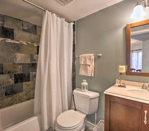 Modern PHX Condo with Private Terrace & Pool Access!