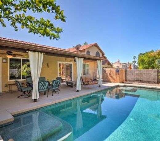 Fun Family Retreat in Gilbert with Patio and Game Room