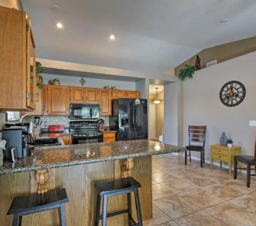 Fun Family Retreat in Gilbert with Patio and Game Room