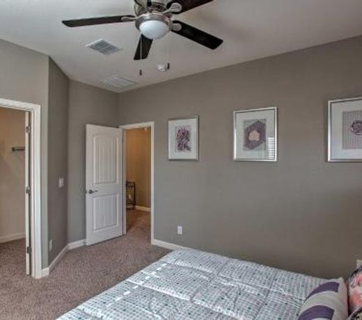 Elegant Palms Townhome with Patio and Resort Amenities!