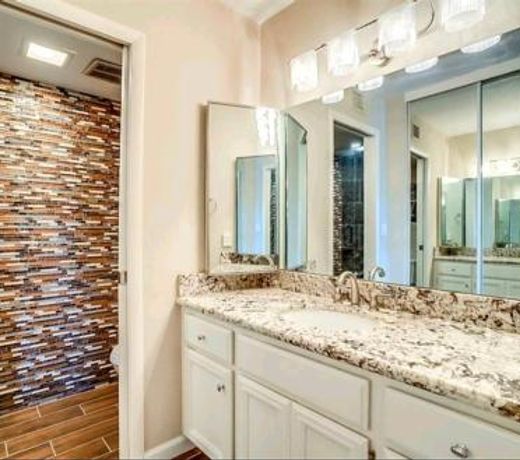 5602 N 76th Place, Scottsdale
