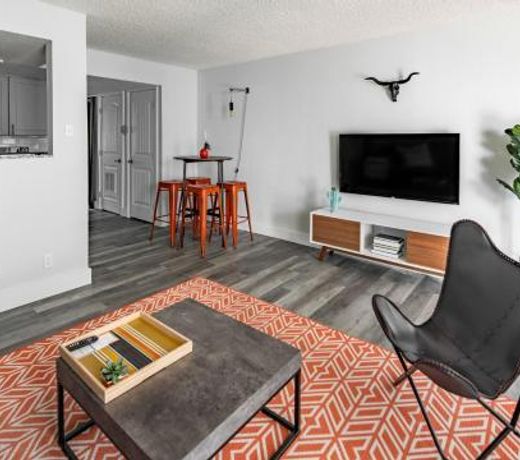 WanderJaunt - Camelback East Apts