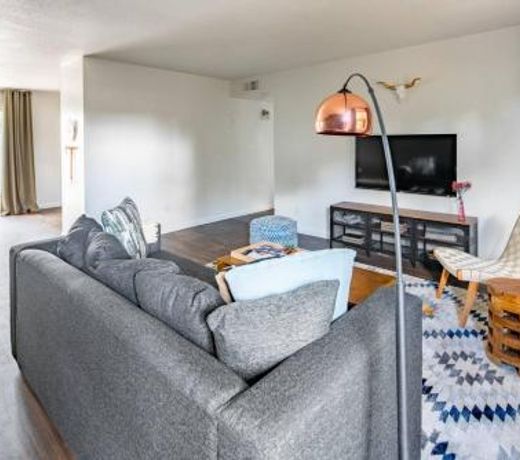 WanderJaunt - Carlson - 2BR - Camelback East