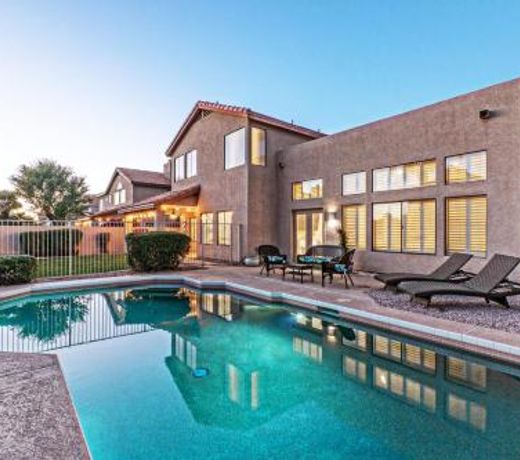 Five Star Host Luxury Rental with Heated Pool and Pet Friendly