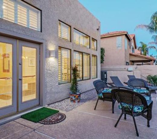 Five Star Host Luxury Rental with Heated Pool and Pet Friendly