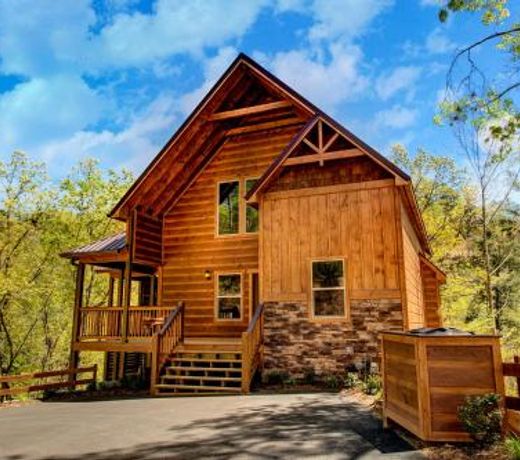 IncomBEARable Luxury Home