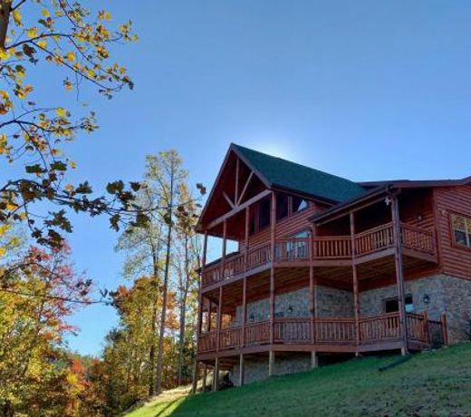Majestic View Lodge #426 by Aunt Bug's Cabin Rentals