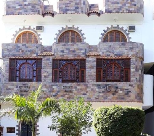 Arabesque House Apartment