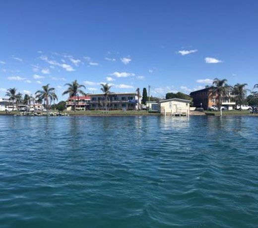 Lakeside Flats 4