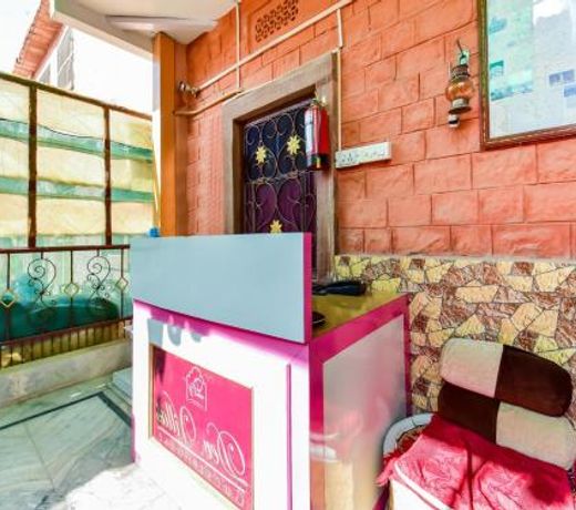 OYO 78458 Dev Villas Guest House