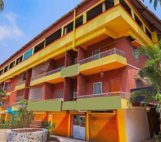 Hotel Jerome's Holiday Inn