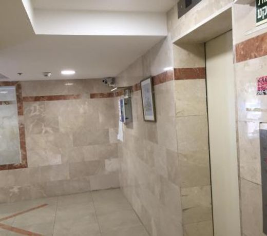 Apartment By The Lake