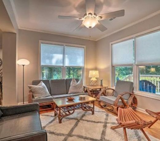 Sunny Lake Hartwell Home with Private Boat Ramp