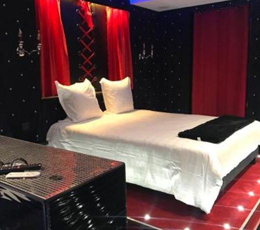 Le Cabaret Vip SPA