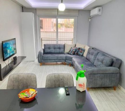 Modern Comfortable and Central Flat