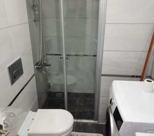 Modern Comfortable and Central Flat