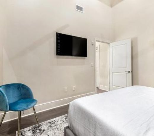 New Orleans Luxury Rentals THE CYPRESS