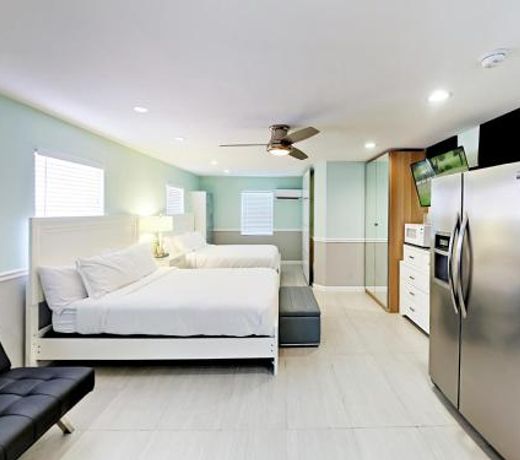 321 Hayes Street Cabin Unit #3
