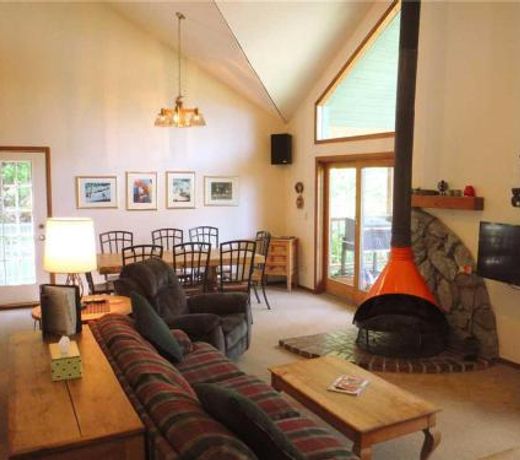 Mountain House Upper Condo