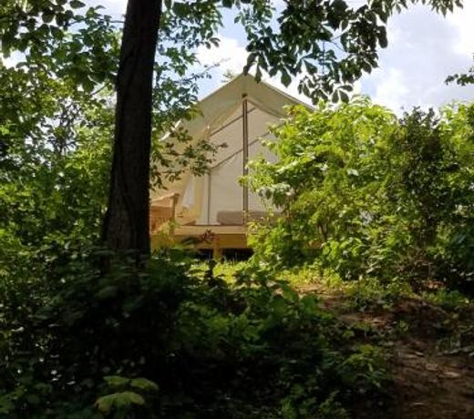 Tentrr - Creekside Woods Getaway