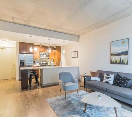 Impeccable 1BR in Beautiful Building