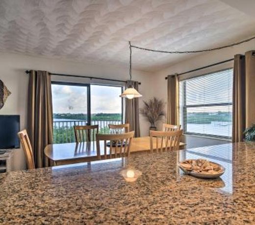Indian Shores Condo with Pool, Dock and Beach Access!