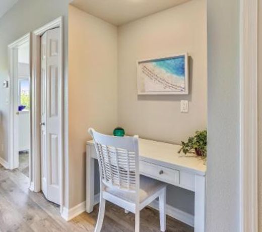 Mariner's Pointe 202