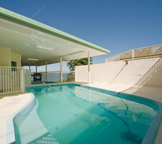 Picturesque on Passage - Shute Harbour