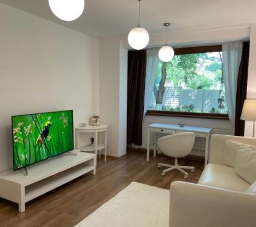 Peles Green Apartment