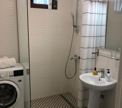 Peles Green Apartment
