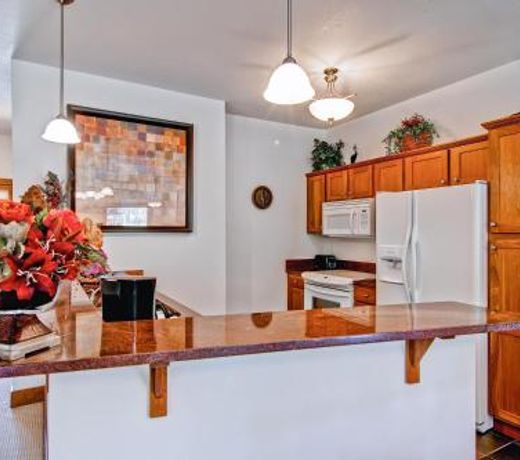 Black Canyon Inn Unit F3