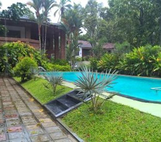 Holiday inn Villa kanneliya